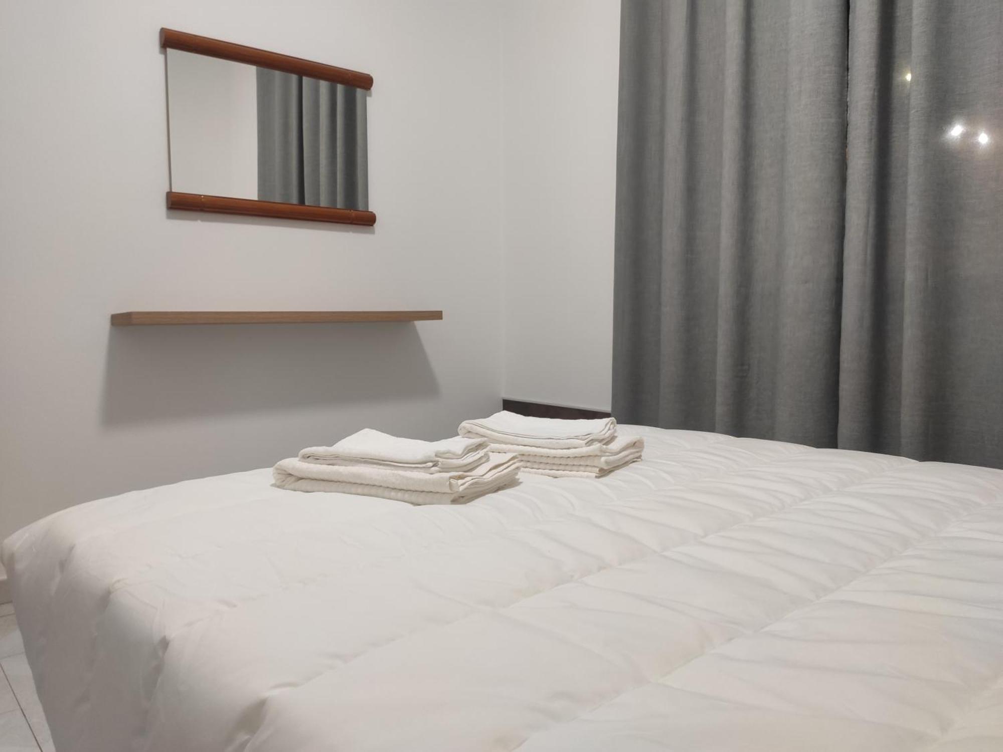 Casa Radu Apartment Mexilhoeira Grande Екстериор снимка